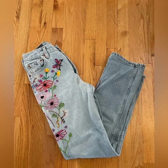 Rare Distressed custom embroidery vintage Levi 501 29x32 - Picture 1 of 13